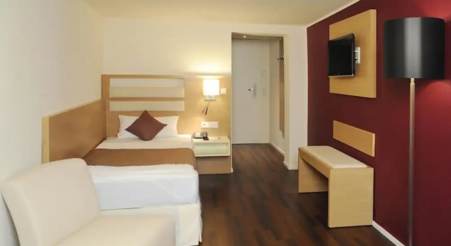 Одноместный номер Standard Hotel Goldener Knopf