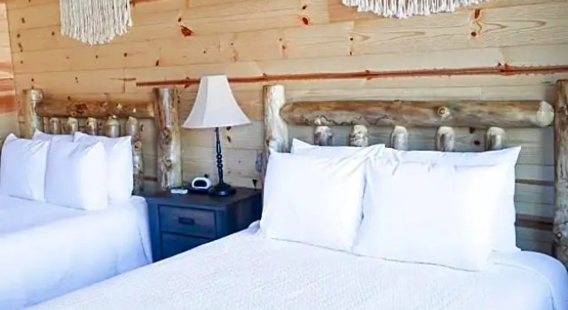 Коттедж Bryce Valley Lodging