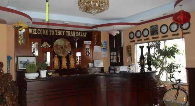 Khach San Thuy Tran, Book Hotel Da Lat Lam Dong