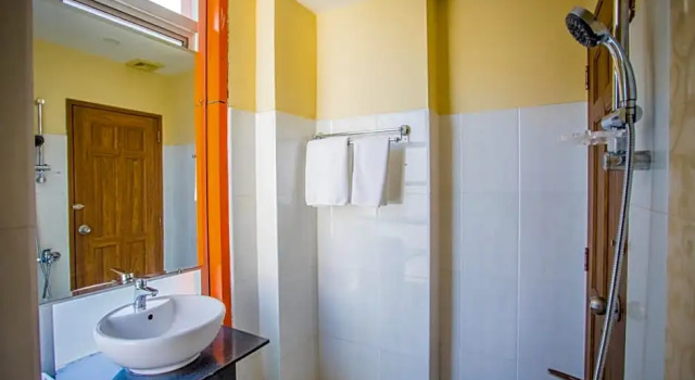 Номер Deluxe Golden Gate China Town Hotel