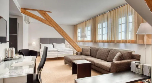 Hotel Terminus - Sierre Valais, Varaa Hotelli Sierre 