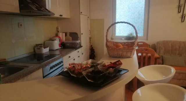 Apartman Goga, Забронировать Апартаменты/квартира Отели Раковица с парковкой, Парковка