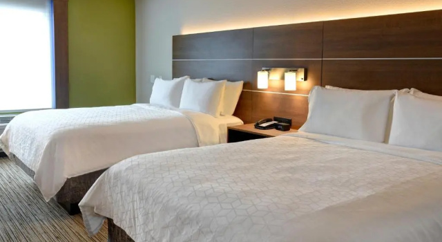Четырёхместный люкс Holiday Inn Express & Suites - Ottawa by IHG