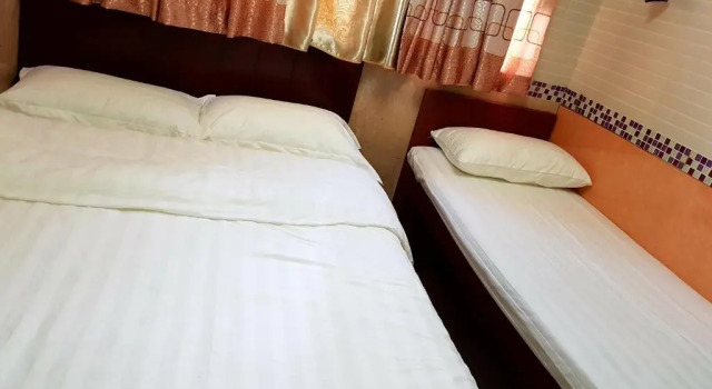 Трёхместный номер Standard Astronauts Hotel