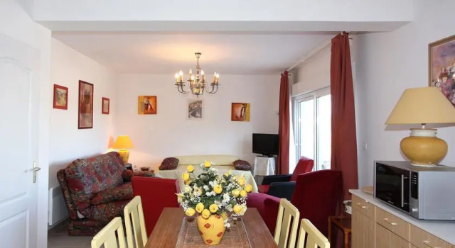 Jemap, Boek Appartement Pourcieux Frankrijk