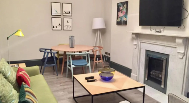Beautiful 1 Bedroom Apartment Ovington Square, Varaa Huoneisto Asunnot kohteessa Merseyside, Huoneisto