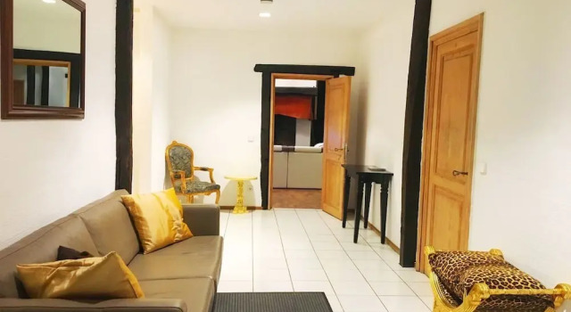 Кровать в общем номере Пентхаус с 6 комнатами Ferienhaus Villa EMG Düsseldorf Krefeld