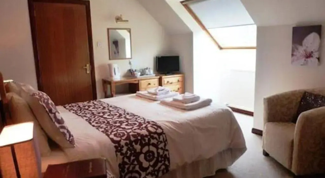 Woodlands Guest House, Buchen Sie Pension Hotels in Schottland mit Parkplatz, Parkplätze