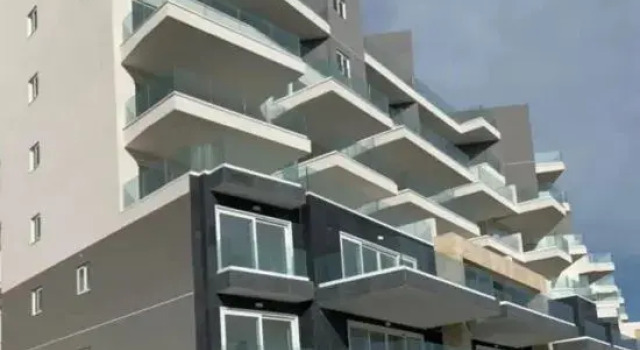 A52 - Apartment with Sea and Country Views