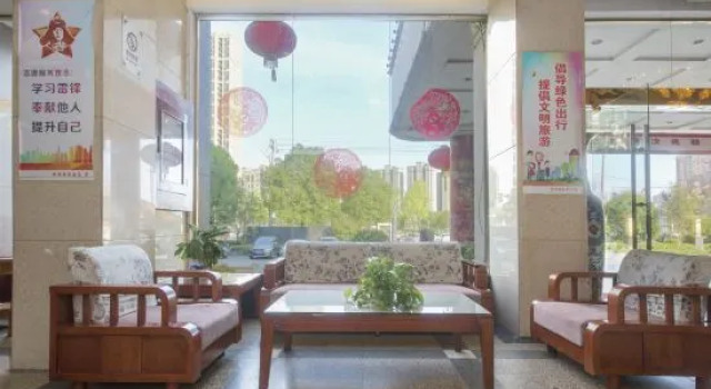 Yijing Business Hotel, Rezervovat Hotel Hotely v Linchuan s parkováním, Parkování
