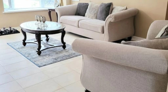 Whispering Pines Riverside Getaway, Varaa Huoneisto Kawartha Lakes Ontario