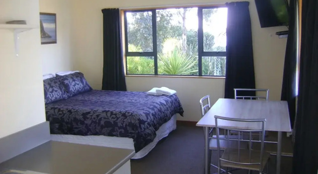 Семейный номер Standard с балконом Catlins Newhaven Holiday Park