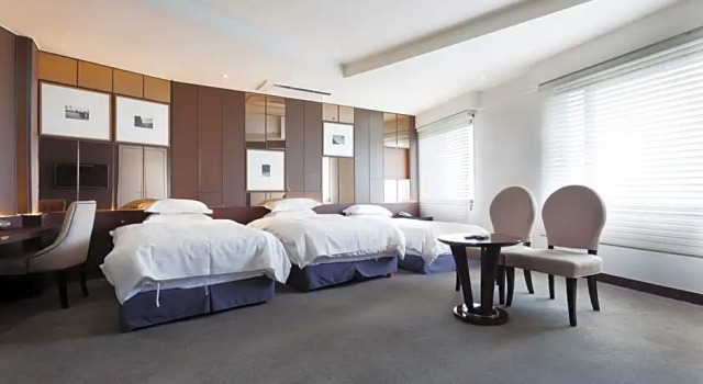 Номер Deluxe The Riverside Hotel