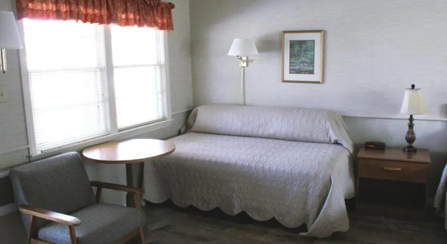Номер Deluxe Midway Motel & Cottages