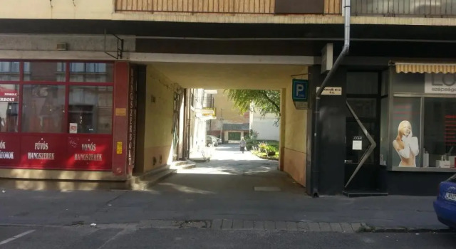 Апартаменты Downtown Apartment Miskolc