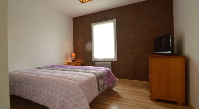 Holiday Home in Avrille Near Sandy Beaches