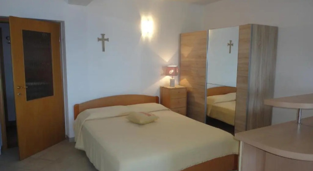 Lozna Apartment, Rezerwuj Apartament Hotele w Split-Dalmatia County z parkingiem, Parking