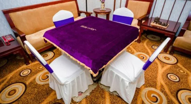 Четырёхместный люкс Deluxe Kaiyue Hotel