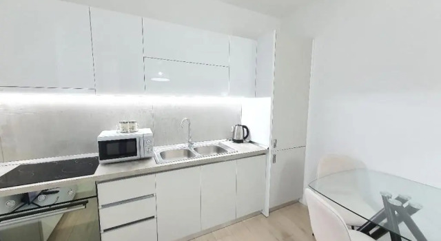Апартаменты Miku Apartment -Charming Studio at Myslym Shyri