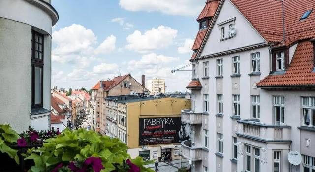 Hotel Śródmiejski, Забронировать Бутик-отель Бутик-отели Зелёна-Гура, рядом с Zielona Góra Market Square, Бутик-отель
