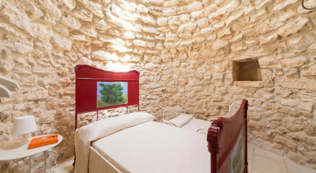 Trulli Le Scalelle, Забронировать Отель Отели Морчано-ди-Леука 3 звезды, 3*