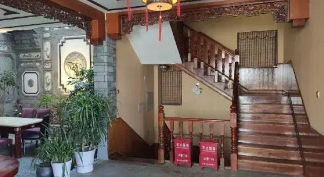 Dali Ancient City Xingchuang Inn, Prenota Hotel Hotel a da con parcheggio, Parcheggio