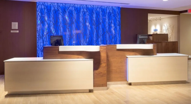 Fairfield Inn & Suites Burlington