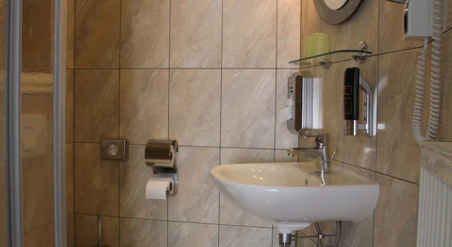 Двухместный номер Standard с видом на горы Hotel Zum Bürgergarten