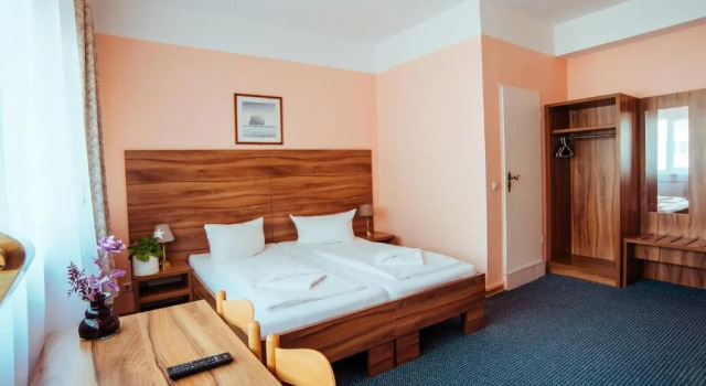 Трёхместный номер Standard Alper Hotel am Potsdamer Platz