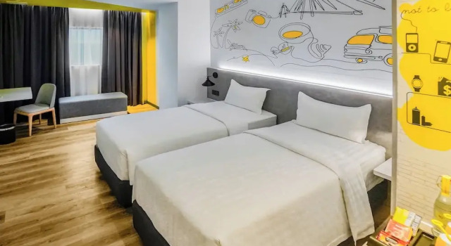 Yello Hotel Harbour Bay Batam, Book Hotel Nagoya Batam