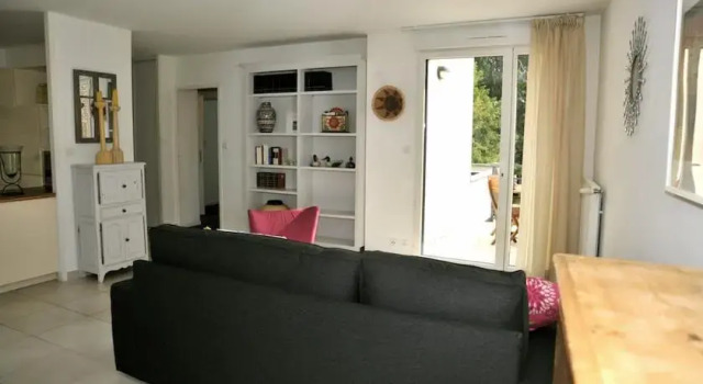 Comme à la Maison, Book Apartment Eu 