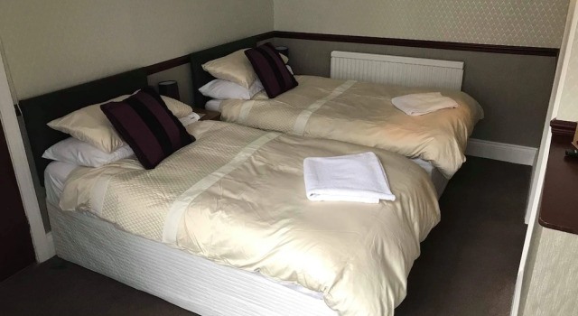 Doriam Guest House, Забронировать Отель Бринлингтон Восточный райдинг Йоркшира, рядом с Железнодорожный вокзал Бридлингтона