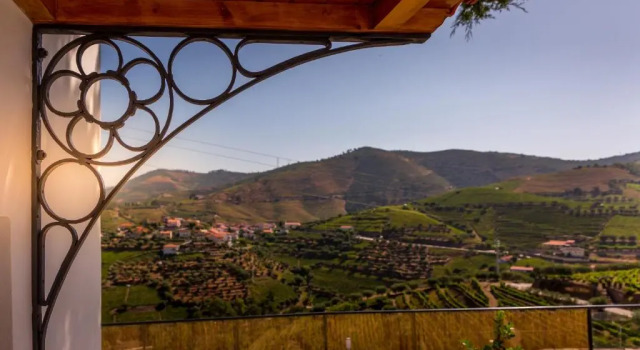 Люкс с видом на бассейн Quinta da Portela Douro