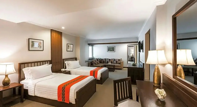 Люкс Family Movenpick Suriwongse Hotel Chiang Mai