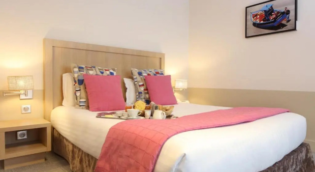 Двухместный номер Standard с видом на внутренний двор Trinite Hotel