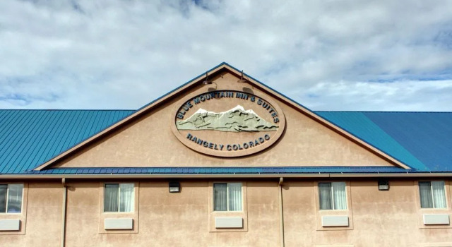 Blue Mountain Inn And Suites