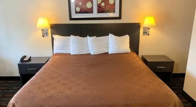 Двухместный номер Standard Whitney Inn & Suites