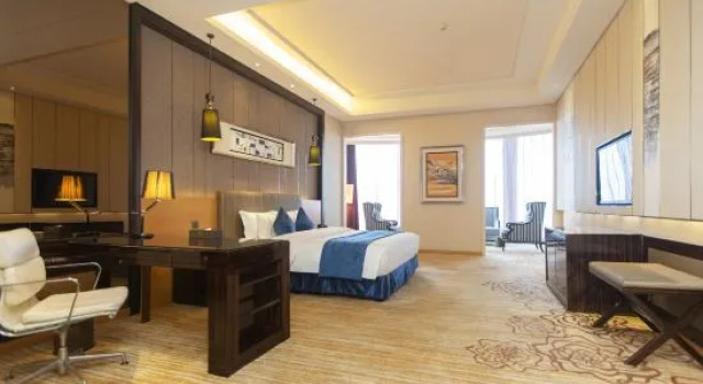 Люкс Deluxe Sunbelieve International Hotel