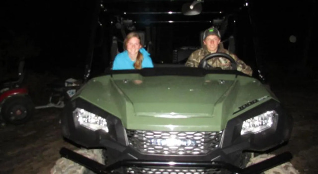 Best Bear Lodge, Prenota Hotel Irons Michigan