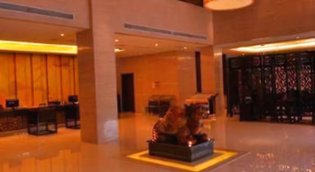 Xinyihua Hotel, Rezerwuj Hotel Hotele 3-gwiazdkowe w Mianyang, 3*