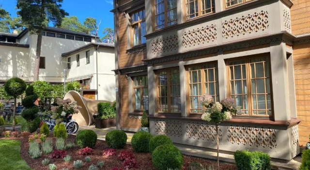 Апартаменты с 2 комнатами с видом на улицу Villa Alvīne Family Apart-Hotel
