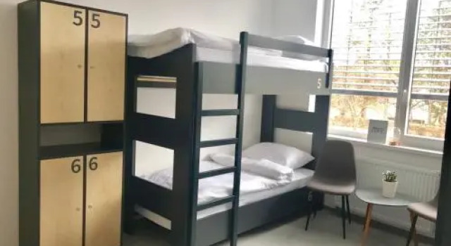 MS Sparrow Hostel, Забронировать Хостел Отели Любляна с парковкой, рядом с VPK Mediapark, Парковка