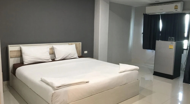 Студия Superior с балконом Ploen Ploen Residence