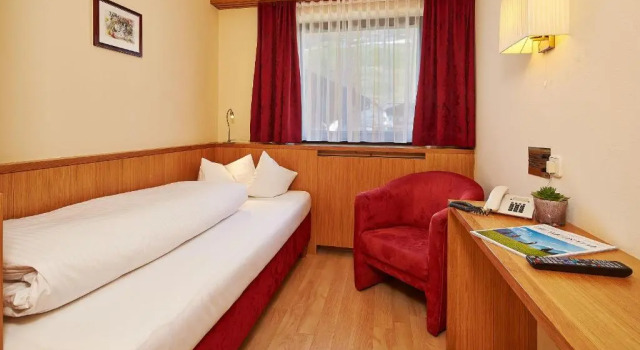 Номер Standard Hotel Garni Maria Theresia - Official Ötztal Summer Card Partner