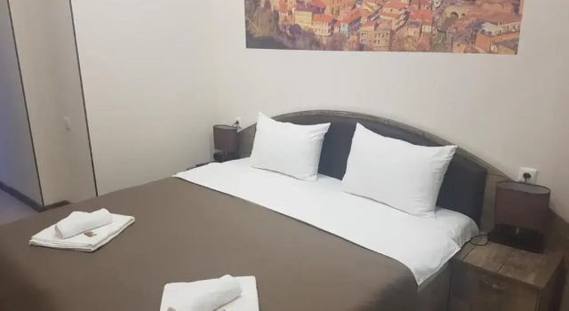 Sweet Rooms Inn, Забронировать Отель Мтацминда Тбилиси, рядом с Tеатр имени Марджанишвили
