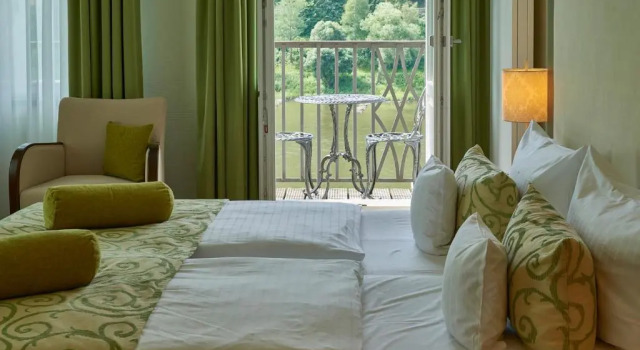 Двухместный номер Deluxe с видом на реку Hotel Elbresidenz an der Therme