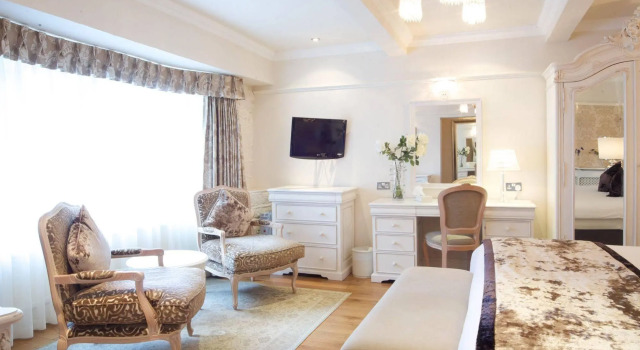Alderley Edge Hotel