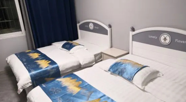 Люкс Deluxe Enshi Haochen Homestay