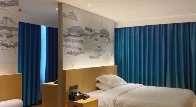 Люкс Haven Smart Hotel  (Xinyang Huaibin Minzheng Road Branch)