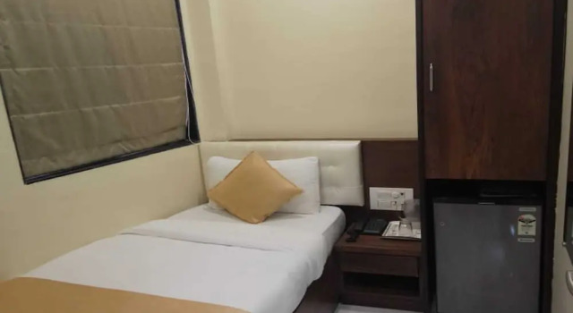 Номер Deluxe Hotel Ashyana - Near To Grant Road Station Mumbai